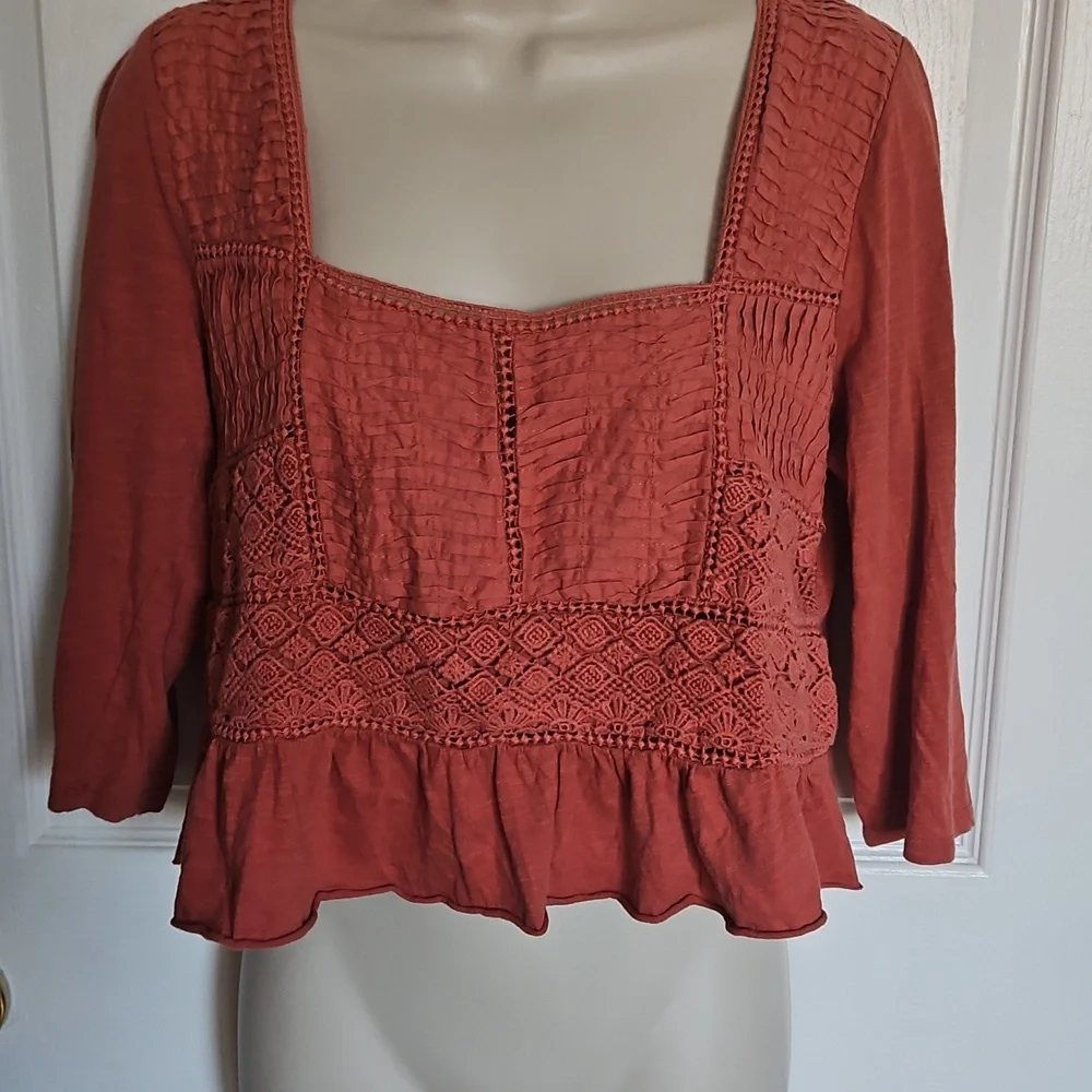 ANTHROPOLOGIE Rust quare neck crochet cotton Croppef top